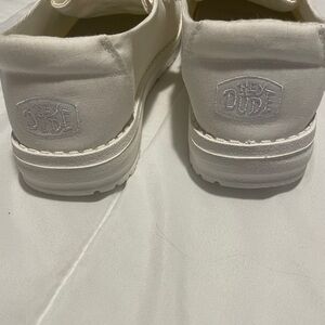 Hey dude shoes never worn